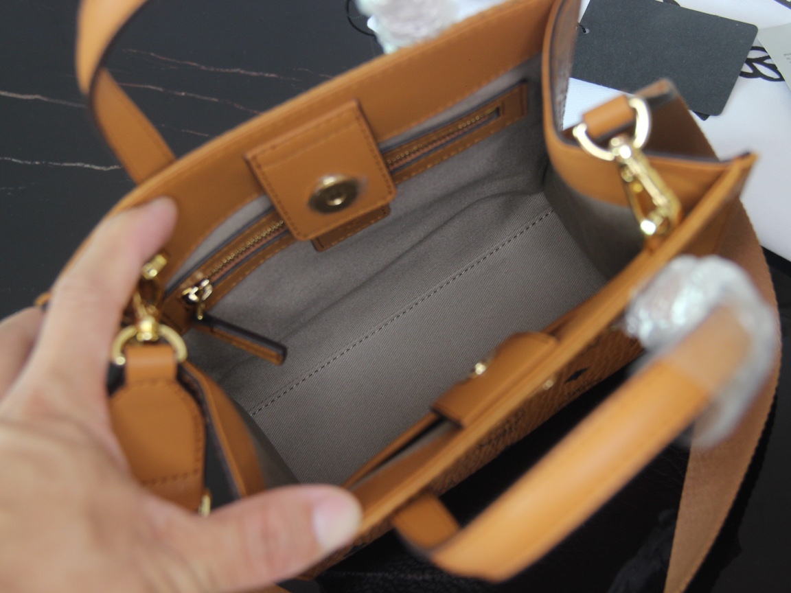 Mcm Mini Tote Bag - Image 6