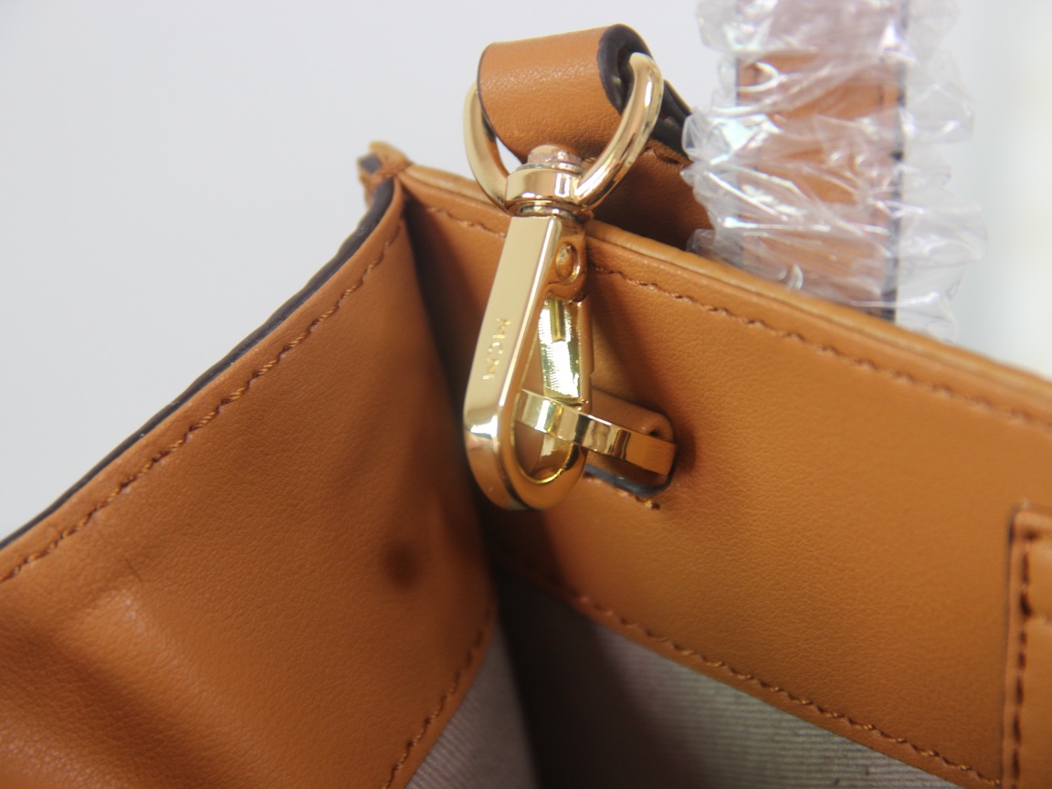 Mcm Mini Tote Bag - Image 7