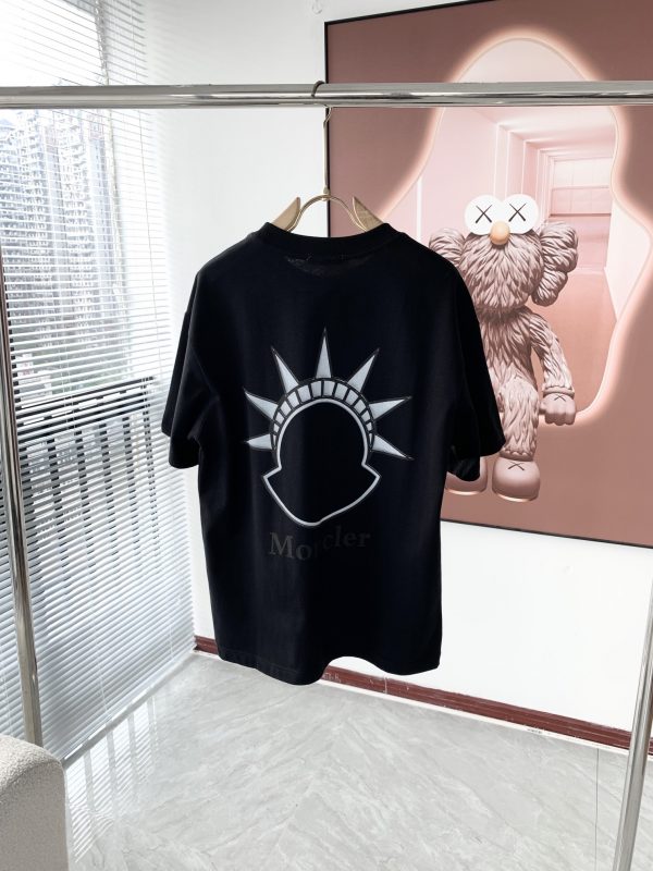 Moncler Mengjia 2023 spring and summer men and women same style ? couple models latest trade order short-sleeved T-shirt