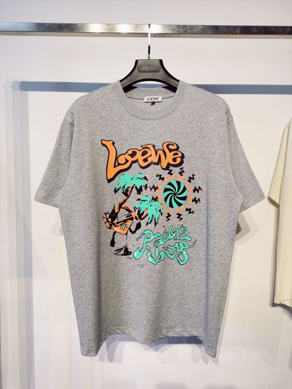 LOEWE Paula lbiza limited short-sleeved #LOEWE罗伊威 #Classic Style# Exclusive custom weaving and dyeing pure cotton material has a great texture, front panel digital printing coconut tree ? printing, simple and versatile