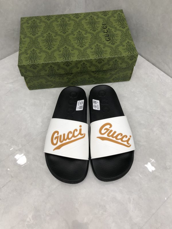 Gucci men’s and women’s homobian Gudgem slippers sandals E
