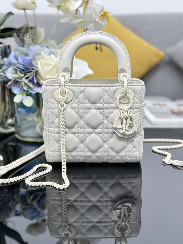 kianna dior shay sights | Lady Dior Three Grid Frosted Rattan Grain Cowhide Flip Bag Paired With A Chain Ultra Matte Fini l6f68igc | free porn gianna dior