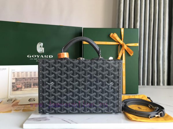 352 goyard | The Grand H ô tel luggage | | | is a pocket sized version of the luggage series, serving as nfemcfsa | goyard 45 bowling bag price