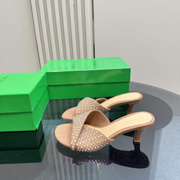 παντοφλες ανδρικες skroutz | Bottega Venet* The latest and most classic woven high-heeled sandals, ins&Xiaohongshu, are wscn90icu | saint laurent mens sale