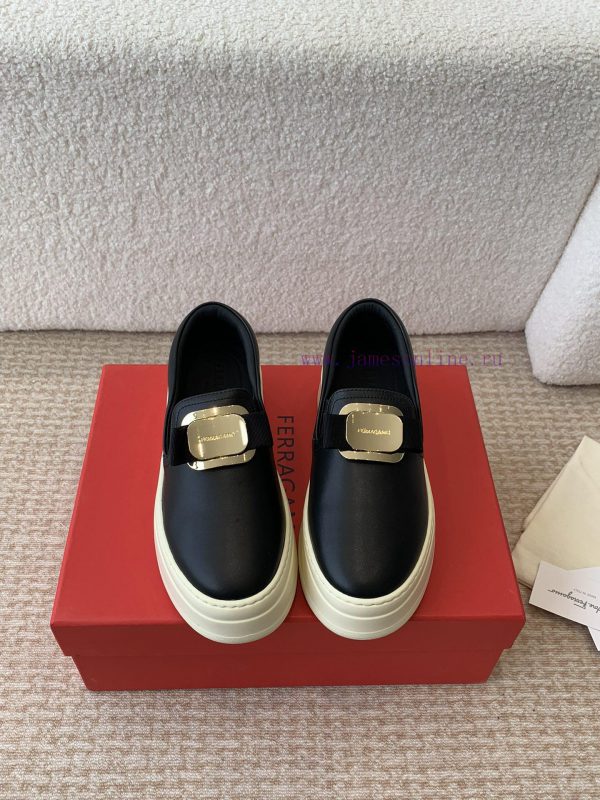 πεδιλα γυναικεια με χρυσο τακουνι | Ferragam * 24ss Ferragamo new version Vara bow soft patent leather loafersIts material is suf0wvddrp | sandals 2025 summer