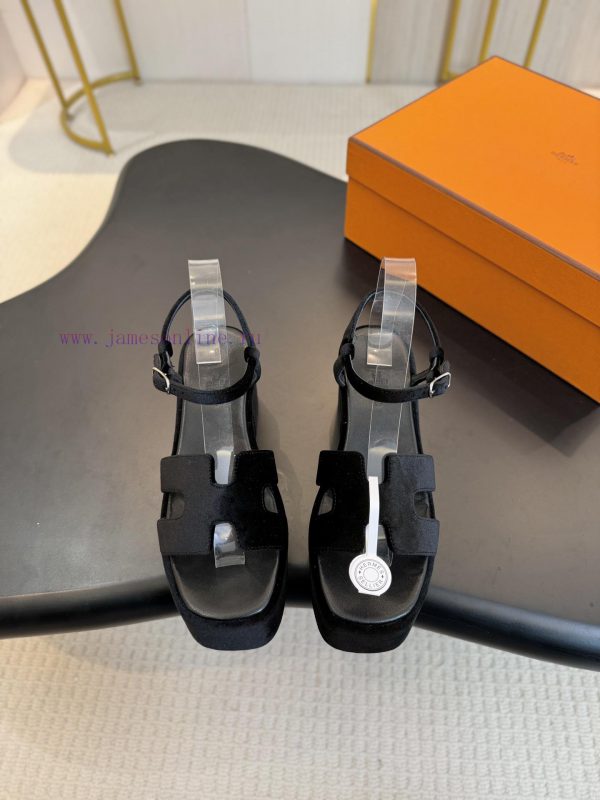 adidas μποτακια δερματινα για αγορια | Hermes Isabella 2025 Sandal Collection - Fashionable and Versatile, Super Comfortable, Every7twcah72 | mcm mdf επιφανειας λακα