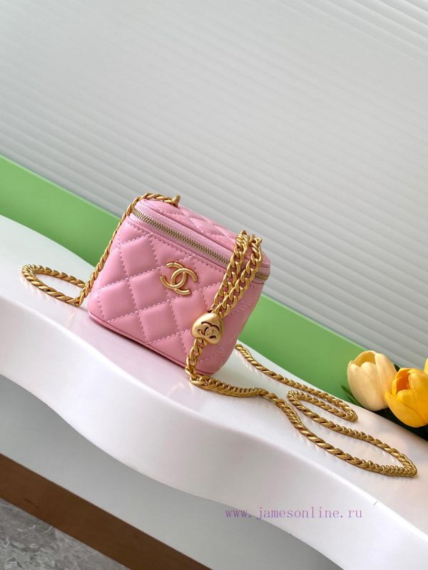 channel channel | Chanel Bag The 24k box bag features the most beautiful heart-shaped adjustable buckle and ad 1mntv2n1 | δερματινες τσαντες τυπου chanel τιμη