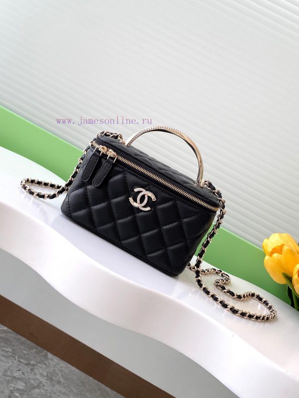 chanel τσαντες μωβ με λουλούδια | Chanel Bag 24K Limited Edition Diamond Handle Long Box Bag Makeup Slant Cross Bag with Diamo jvneqjfh | chanel 81 lipstick