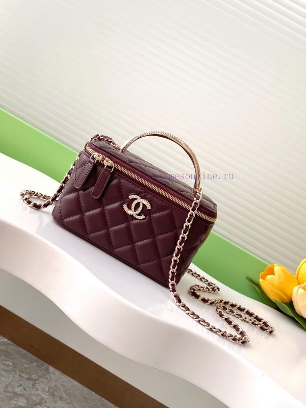 στρογγυλα τσαντακια chanel | Chanel Bag 24K Limited Edition Diamond Handle Long Box Bag Makeup Slant Cross Bag with Diamo fq41e4l5 | 100ml bleu de chanel