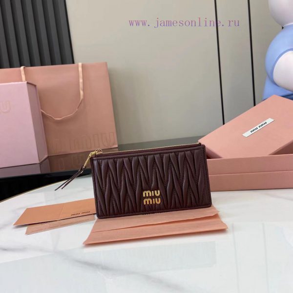 miu miu 8445 50 | MiuMiu Bags The Latest Pocket Wallet Card Bag Comes With A Complete Set Of Original Packaging Featuring Top qbdmaa5d | ορθογωνια ρολογια χειροσ ανδρικα