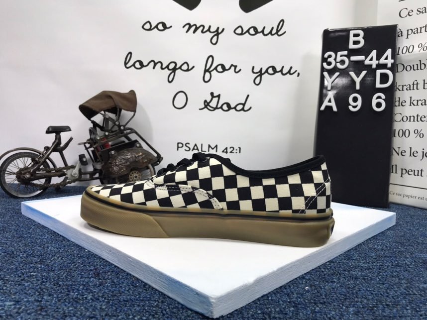 mr burberry beard oil