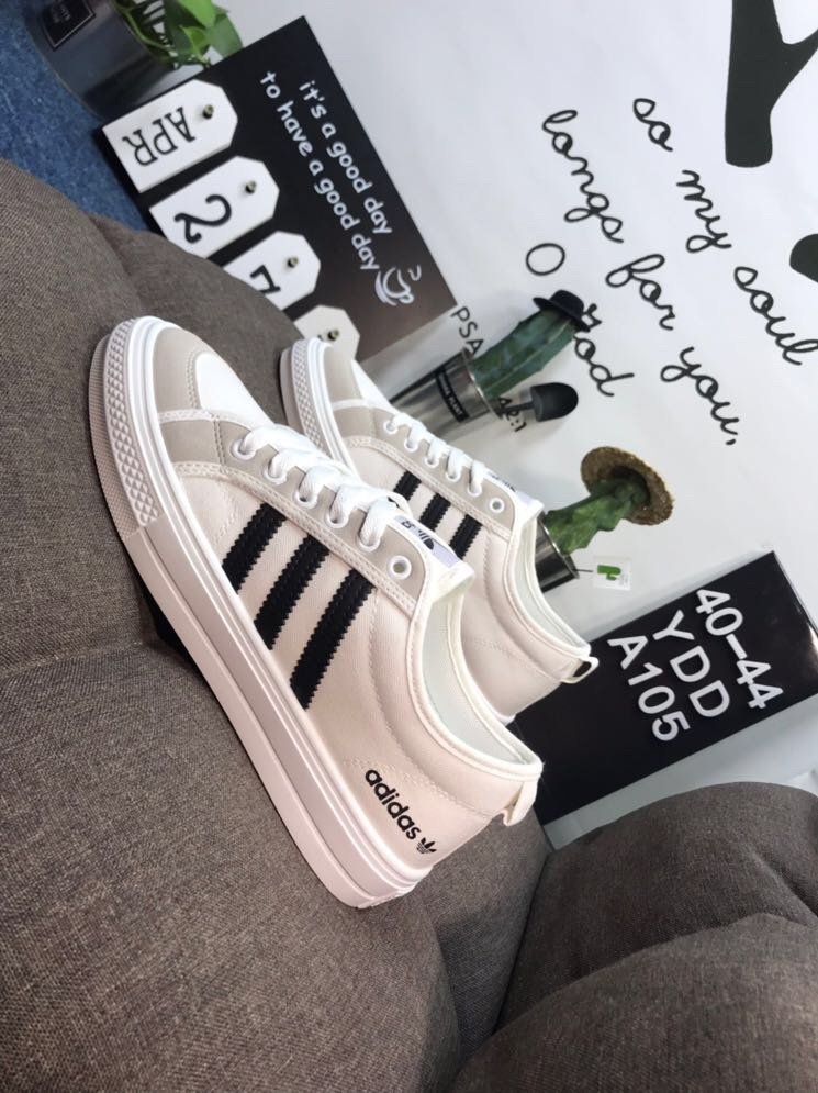 καταστημα burberry