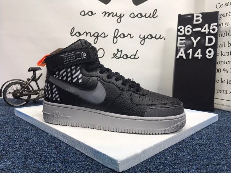 body burberry skroutz